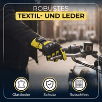Person trägt Motorrad-Handschuhe am Lenker eines Motorrads, mit deutschem Text zu Lederqualität, Schutz und hoher Griffigkeit.