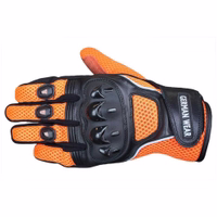 Erleben Sie höchsten Fahrkomfort mit Sommer-Motorradhandschuhen in Rückansicht. Mit Thinsulate-Fasern und Ledereinsätzen bieten diese Handschuhe Flexibilität und Langlebigkeit. Verstellbare Klettverschlüsse für perfekte Passform.