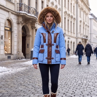 Lifestyle02-1721086203-Trend-425H-Damenjacke-Jacke-mit-aufgenaehten-Lederstreifen-winterjacke--Trenchcoat-aus-Lammnappa-Leder--Premium-Mantel-aus-weichem-Leder--Lammfell---Designer-L.jpg Lifestyle02-1721086203-Trend-425H-Damenjacke-Jacke-mit-aufgenaehten-Lederstreifen-winterjacke--Trenchcoat-aus-Lammnappa-Leder--Premium-Mantel-aus-weichem-Leder--Lammfell---Designer-L.jpg