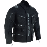 Herren-Motorradanzug Textil – Motorradjacke + Motorradhose inkl. Protektoren In der Seitenansicht zeigt die schwarze Herren-Motorradjacke große Mesh-Einsätze an Brust, Rücken & Ärmeln für optimale Belüftung. Mit geprüften Protektoren sowie winddichtem, herausnehmbarem Innenfutter mit Innentasche.
