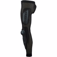 Motorradschutzhose Ansicht der Schützer der schwarzen Motorrad-Schutzhose, mit verstärkter Knie-, Hüft- und Oberschenkelpolsterung – für maximalen Schutz, flexible Bewegung und atmungsaktiven Fahrkomfort. Jetzt sichern!