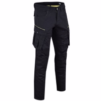 Men’s motorcycle jeans that effortlessly blend safety and style. Crafted for top-notch protection on the road, these jeans also offer outstanding comfort with their expertly designed fabric and construction.