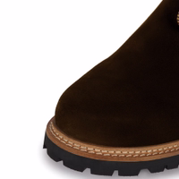 Here’s the German translation: **Herren-Bayerische Traditionsschuhe in Dunkelbraun** Here’s the German translation: **Entdecken Sie handgefertigte bayerische Schuhe in elegantem Dunkelbraun mit Blockabsatz und runder Schuhspitze. Mit klassischem Schnürverschluss und weichem Innenleder bieten sie Komfort und Stil – perfekt für jeden Anlass