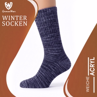 Thermo-Wintersocken im 3er-Pack, atmungsaktiv, bequem, strapazierfähig, blau GermanWear-Label an Thermosocken, Verpackung teilweise sichtbar, deutscher Text lesbar