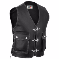 Vorderansicht der schwarzen Weste. Entfesseln Sie Ihren Biker-Geist mit dieser hochwertigen Lederweste. Aus echtem Rindsleder, stilvoll und funktional, mit Reißverschluss und Innentaschen. Perfekt für Ihre Fahrt. Weltweite Rückgabe gratis.