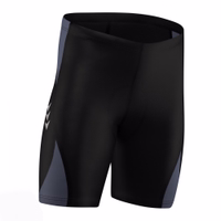 Herren-Radshorts in Grau und Grün Vorderansicht der Coolmax-Radshorts mit Chamois-Polsterung für höchsten Komfort und verbesserte Durchblutung. Diese nahtlosen, atmungsaktiven Shorts bieten eine eng anliegende Passform, ideal für lange Fahrten und zur Optimierung der Radfahrleistung.