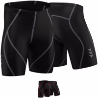 Herren Radsport-Shorts in Grau-Rot Vorder- und Rückansicht leichter grauer Radhosen aus 100% Elasthan mit Lederpolsterung. Ausgestattet mit Coolmax-Gewebe für erhöhten Komfort. Ideal für Radfahrer, ein Produkt einer deutschen Marke, online erhältlich.