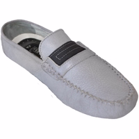 Men's Moccasins leather shoes gray Front view of grey moccasin leather shoes featuring a soft insole and round toe cap. Designed with a short shaft for easy slip-in and a snug fit, these handmade shoes combine comfort and style. Enjoy free shipping with your purchase!