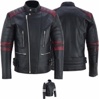 Herren-Motorradlederjacke in Schwarz/Rot, Front- und Rückansicht. Mit Schulter-, Ellenbogen- und Rückenprotektoren. Zwei Fronttaschen mit verdecktem Reißverschluss und eine Innentasche.
