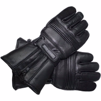 Vorderansicht mit unvergleichlichem Knöchelschutz: Diese Handschuhe sind außen mit gepolsterten Knöcheln ausgestattet und bieten erhöhten Schutz, ideal für sicherheitsbewusste Biker. Vertrauen Sie auf German Wear für hochwertige Motorradausrüstung. Premium