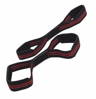 Vorderansicht des German Wear Weightlifting Fitness Arm Blaster in Schwarz Rot für gezieltes Bizepstraining und Bodybuilding. Verstellbare Unterstützung für maximale Leistung. Jetzt online kaufen