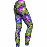 Paisley Floral Ladies Sport Leggings Premium Floral Yoga Leggings for Women – Soft, Comfortable, and UV-Protected Fashionable Sportswear. Ideal for Yoga, Training, and Everyday Wear. Elevate Your Style with These High-Quality Training Leggings.