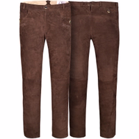 Authentische bayerische Lederhose aus dunkelbraunem Ziegenwildleder, vorne und hinten abgebildet, mit geflochtener Stickerei, Trachten-Bayerischer Stil und deutscher Handwerkskunst.