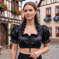 Lifestyle03-413-GW1502-dirndlbluse--dirndelbluse--trachtenbluse--bluse--trachtenmode--dirndl--gastronomie--landhaus--tracht-GW1502.jpg