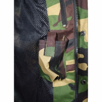 6-710-GW611J-Jagdbekleidung--Jagdjacke-Militaerwaerme--Stehkragen--Winterjacke--Eingearbeitete-Brusttasche--Elastische-Buendchen--100--Polyester--Militaerfarbe-mit-Hirschstickerei--Weich-un.jpg