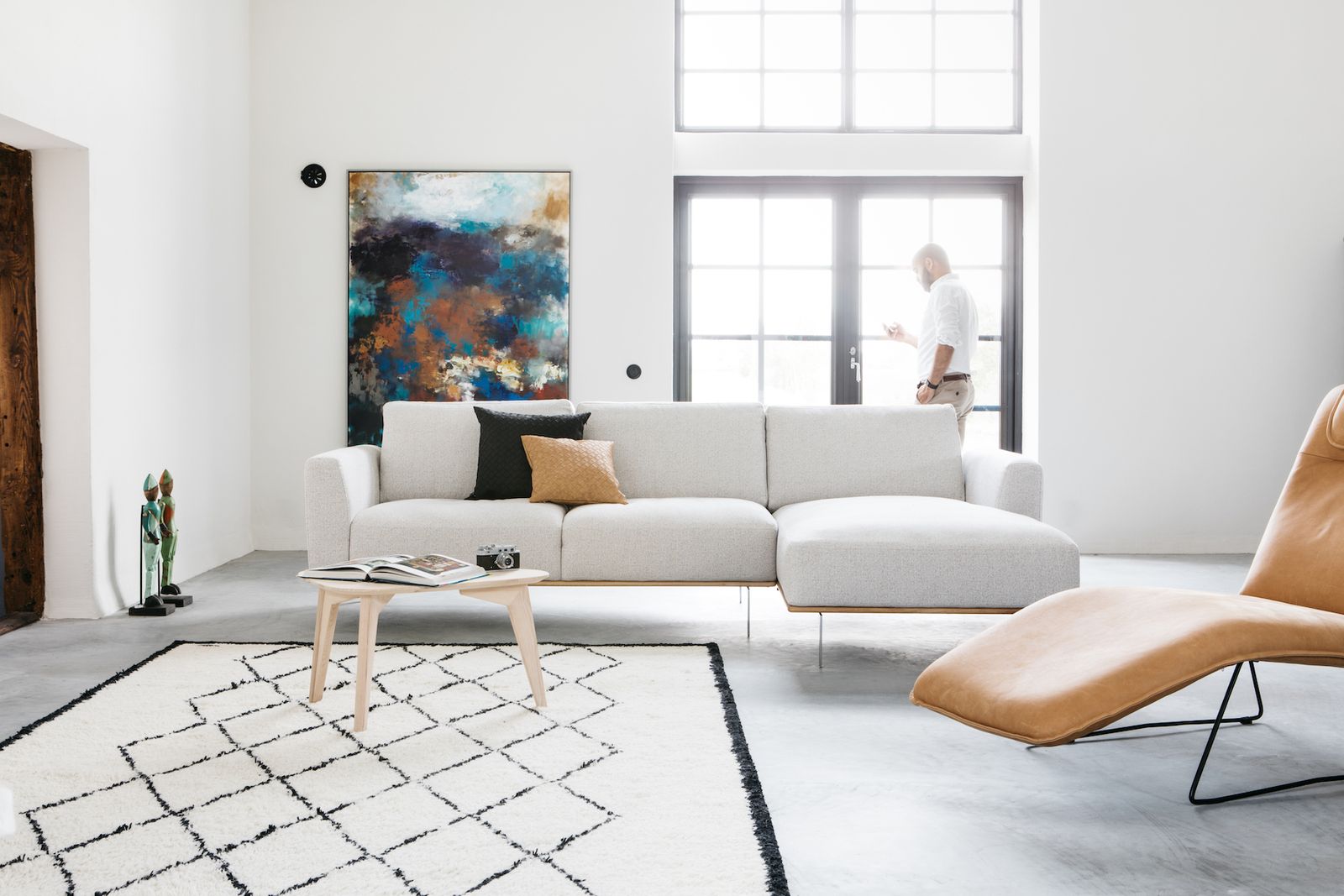 Furninova Ecksofa Noir mit Holzrahmen LC