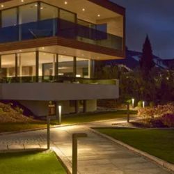 Norlys Asker – borne lumineuse, fixation au sol en 4 points, extérieur