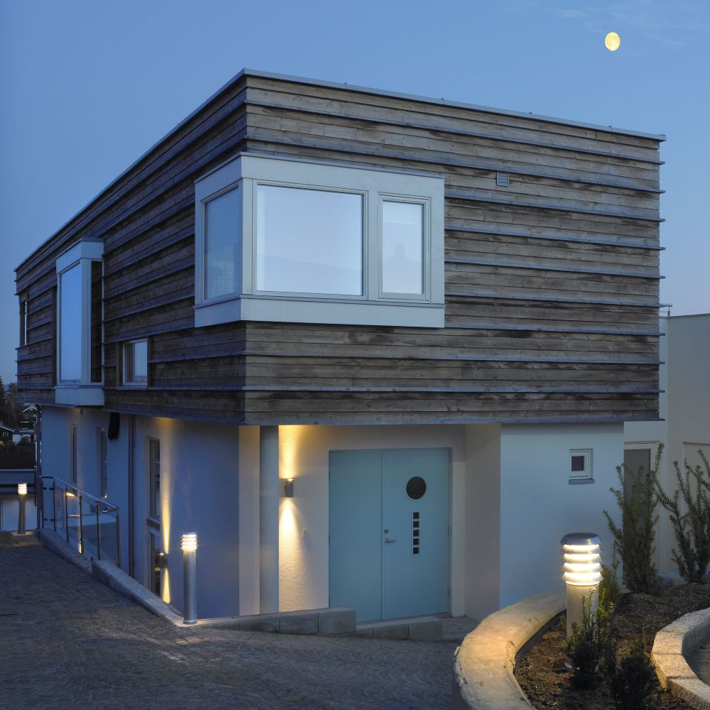 Norlys Alta – borne lumineuse, fixation au sol avec fondation à visser, extérieur