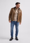 Lederjacke MSMorrison Farbe Cognac getragen offen