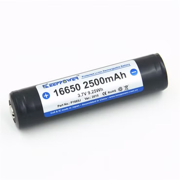 Keeppower 16650 bzw. 17650 2500mAh 3.6V - 3.7V Li-Ion-Akku geschützt (Pluspol erhöht) UR16650ZTA Keeppower 16650 bzw. 17650 2500mAh 3.6V - 3.7V Li-Ion-Akku geschützt (Pluspol erhöht) UR16650ZTA