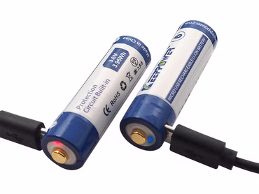 Keeppower 14500 - 1100mAh Li-Ionen 3.7V - 3.6V mit USB Lademöglichkeit und PCB P1411U Keeppower 14500 - 1100mAh Li-Ionen 3.7V - 3.6V mit USB Lademöglichkeit und PCB P1411U