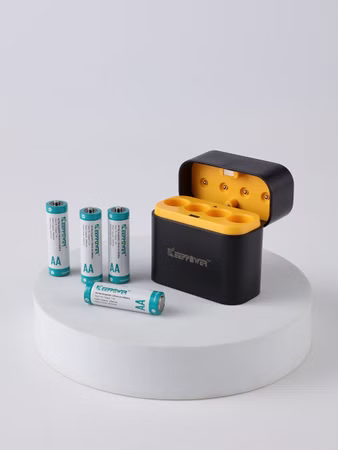 Keeppower I4 Ladegerät mit 4× 1,5V AA Li-Ion-Akkus (4300mWh) – USB-C Eingang Keeppower I4 Ladegerät mit 4× 1,5V AA Li-Ion-Akkus (4300mWh) – USB-C Eingang