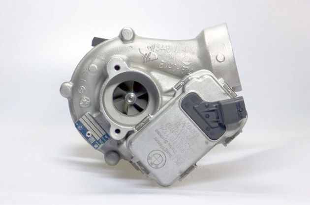 Turbolader (kleine Stufe) für BMW 535d, 740d, X5, X6 / 210 KW - 286 PS / 220 KW - 299PS / 225 KW - 306 PS / 230 KW - 313 PS / N57D30TOP M57D30TÜ2 N55B30 N57D30 54409700006
