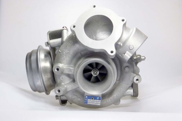 Turbolader (große Stufe) für BMW 535d, 740d, X5, X6 / 210 KW - 286 PS / 220 KW - 299PS / 225 KW - 306 PS / 230 KW - 313 PS / N57D30TOP M57D30TÜ2 N55B30 N57D30 53269700005