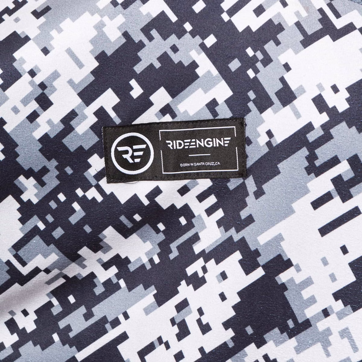 3234730-JEDIROBEV3-GREYCAMO-23X-03.jpg