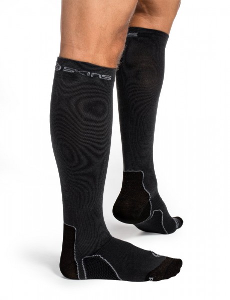 Skins-Recovery-Compression-Socks-graphite.jpg