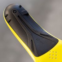 7056000-5-g.jpg 7056000-5-g.jpg