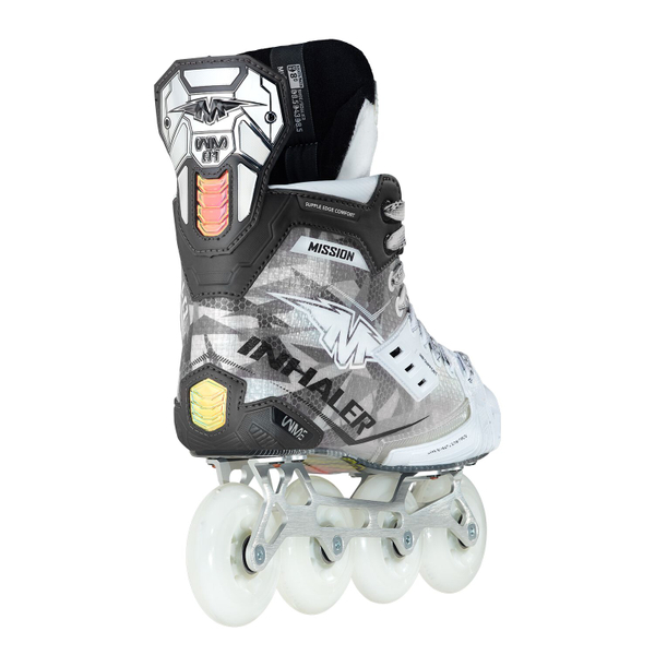 MISSION Inhaler WM01 Senior – Fersenansicht schräg MISSION Inhaler WM01 Senior Inlinehockey Skates – Fersenansicht schräg