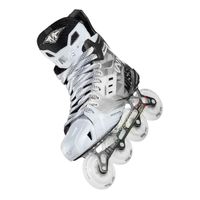 MISSION Inhaler WM01 Senior – Dynamische Schrägansicht MISSION Inhaler WM01 Senior Inlinehockey Skates – dynamische Schrägansicht