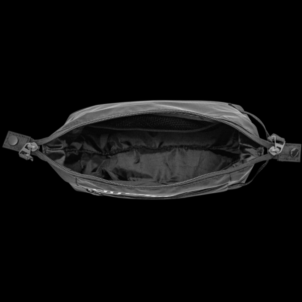 WARRIOR CORE TOILETRY BAG – Produktansicht 3