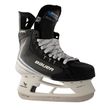 BAUER Vapor FLYLITE Junior – Front-Dreiviertelansicht BAUER Vapor FLYLITE Junior Eishockey-Schlittschuh, Front-Dreiviertelansicht mit Schnürung und FUSION CONNECT Zehenkappe