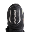 Detail der Ellenbogenkappe des BAUER Vapor FLY40 Junior Ellenbogenschoners