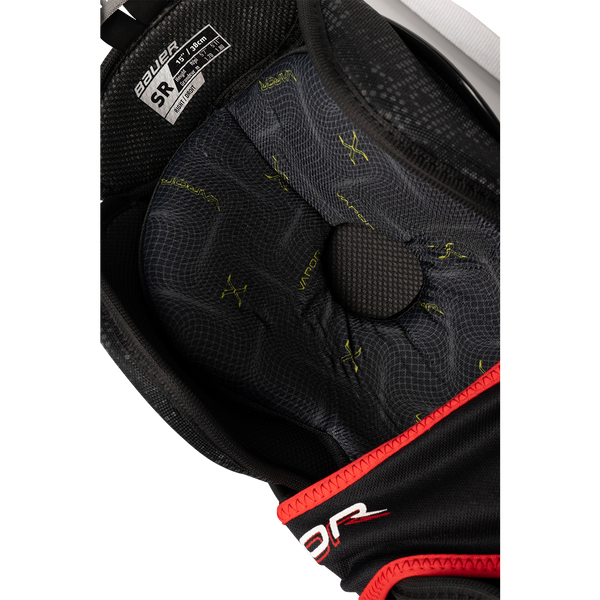 BAUER Vapor FLY40 Senior Beinschoner – tiefe Kniepassform BAUER Vapor FLY40 Senior Beinschoner – tiefe Kniepassform