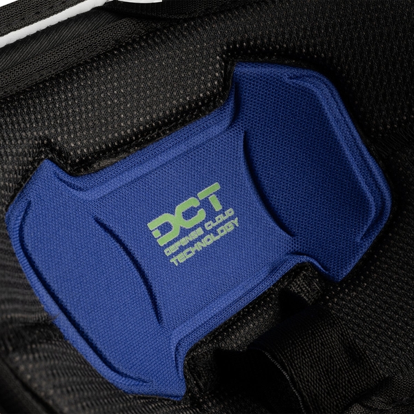 BAUER Vapor FLYLITE Senior Schulterschutz – DC Tech Schaum Detailansicht des DC Tech Schutzschaums