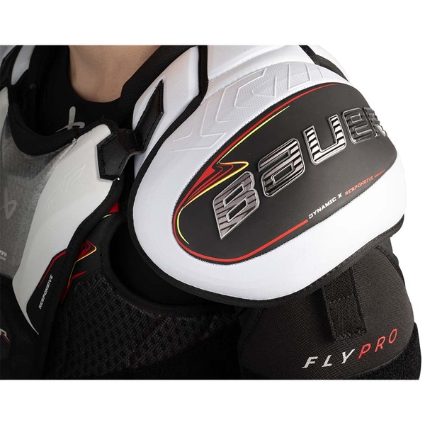 BAUER Vapor FLYPRO Junior flache AEROLITE 2.0 Schulterkappe