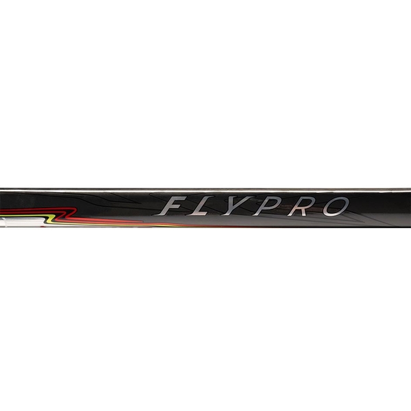 BAUER Vapor FLYPRO Senior 60 Zoll Flex 70 FLYPRO Logo Detail Dunkel BAUER Vapor FLYPRO Senior 60 Zoll Flex 70 Detail des dunklen FLYPRO Logos am Schaft