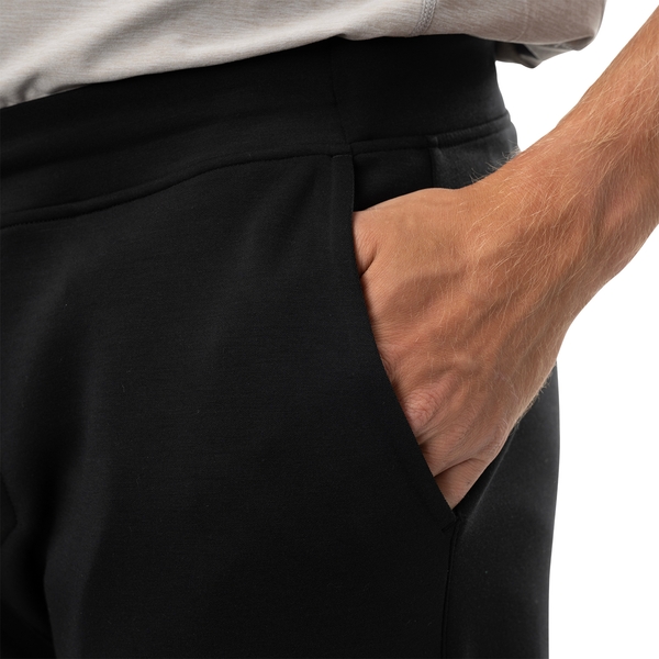 BAUER FLC Core Knit Jogger Senior in black, detail view of the side slash pocket