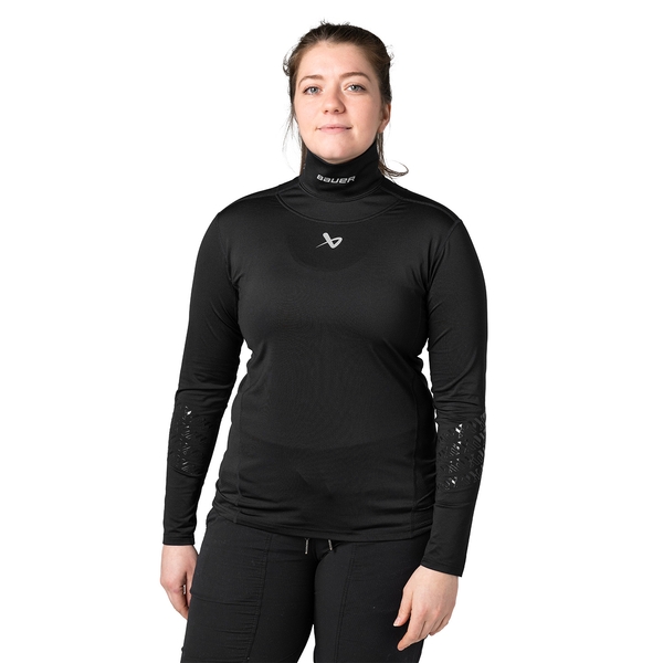 BAUER Damen Neckprotect S24 Schwarz – Damenmodell Vorderansicht BAUER Damen Neckprotect Langarm-Oberteil S24 in Schwarz, Damenmodell Vorderansicht