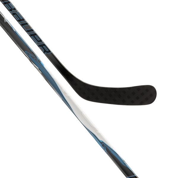 BAUER Vapor Grip Junior 30 Flex – Schaft- und Schaufeldetail BAUER S25 Vapor Grip Eishockeyschläger Junior 30 Flex mit blauem Schaft- und Schaufeldetail