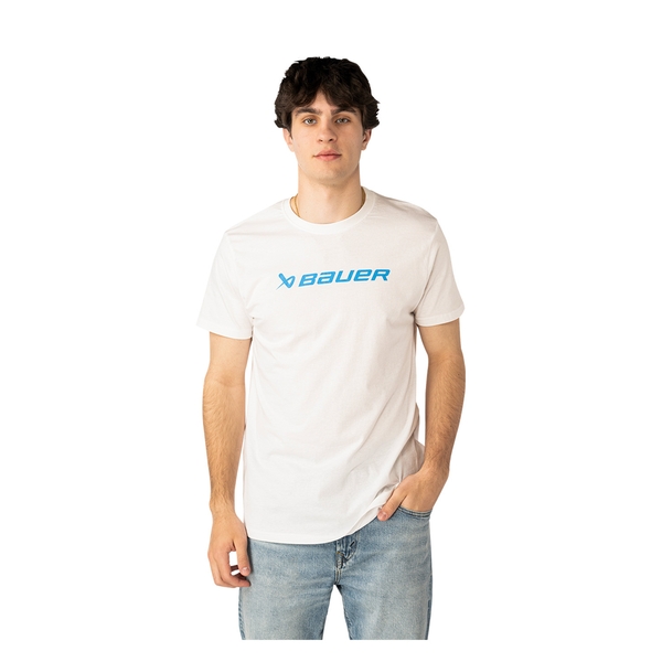 Weißes BAUER S26 Core Graphic T-Shirt Senior am Model – Vorderansicht