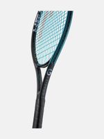 HEAD IG Gravity Jr. 26 – Frame and string detail HEAD IG Gravity Jr. 26 junior tennis racket – detailed view of the frame and strings