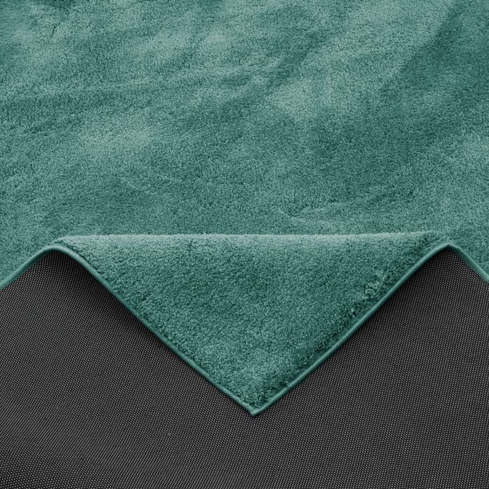 Silky-Green-E-04.jpg