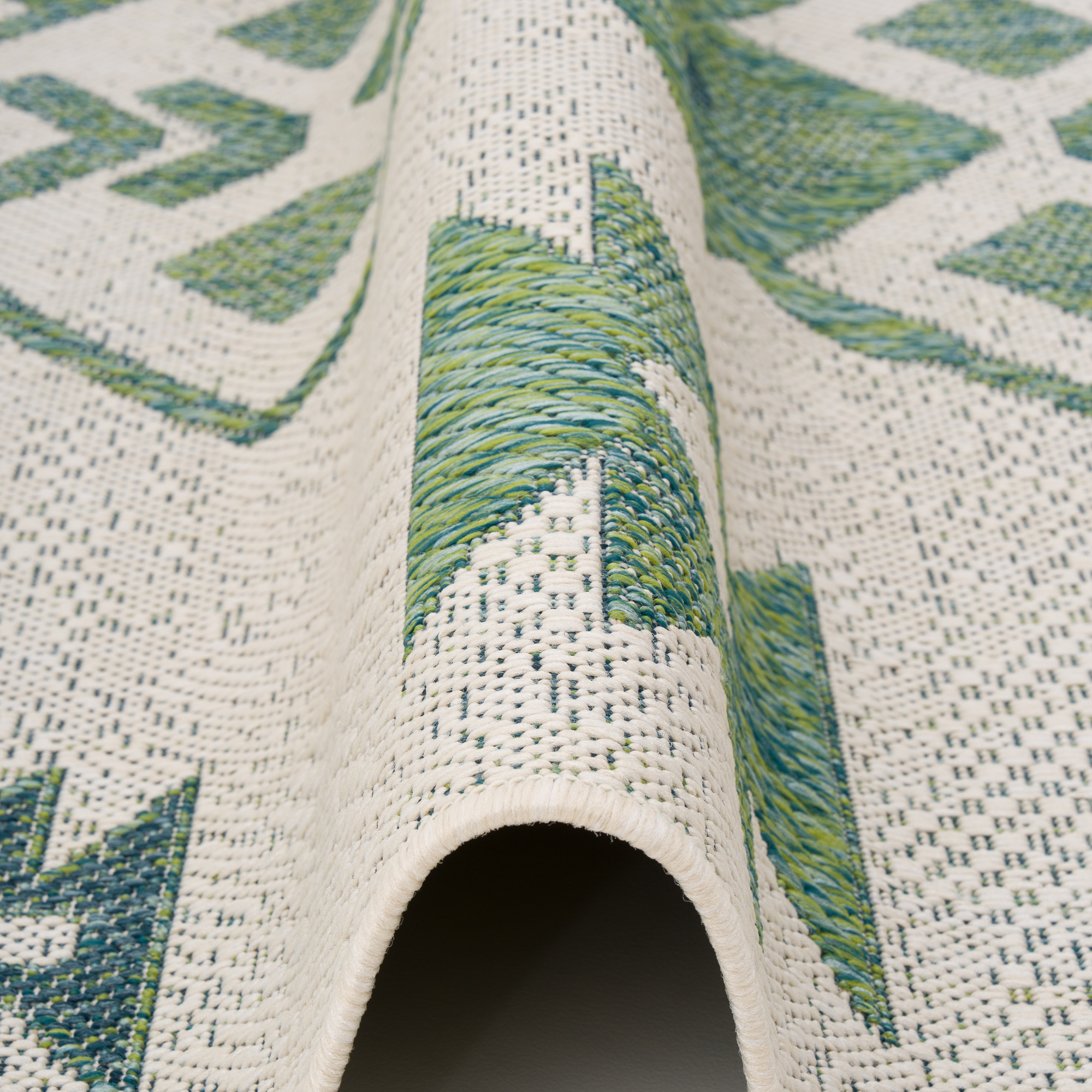Carpetto-28006-H1L-Y-Ethno-Geo-Gruen-E-03.jpg