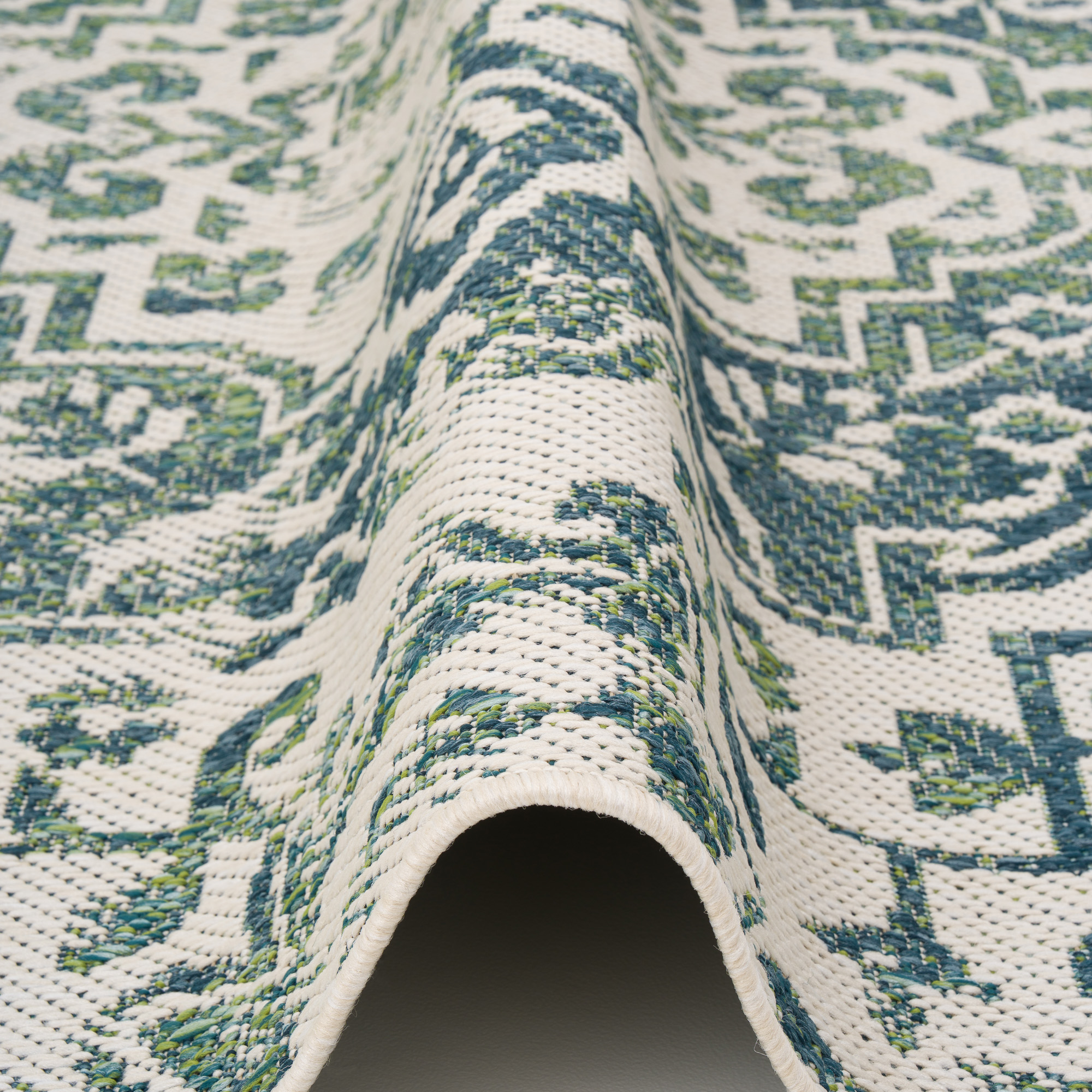 Carpetto-28009-H1L-W-Mintgruen-Orient-E-03.jpg