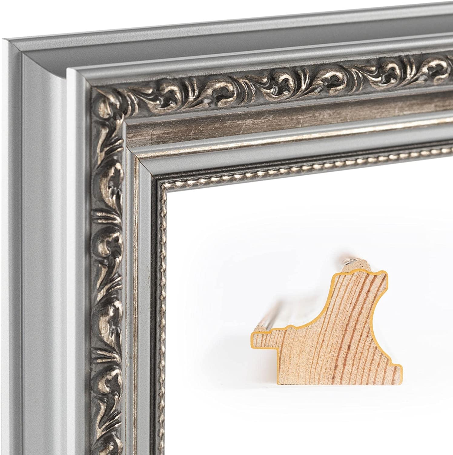CLAMARO 'Viktor' Antik Wandspiegel mit Rahmen | Grau Silber | Shabby Chic Vintage Barock Spiegel mit Holzrahmen | Barockspiegel inkl. Metall Aufhänger und Montagematerial