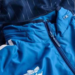 AI7424-adidas-cf-chelsea-half-zip-windbreaker-jacke-windjacke-navy-football-club-blau-B.jpg AI7424-adidas-cf-chelsea-half-zip-windbreaker-jacke-windjacke-navy-football-club-blau-B.jpg